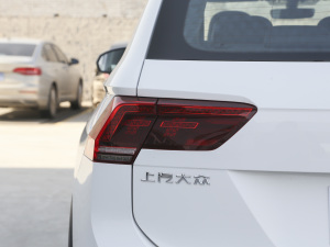 2021380TSI (q)Խ R-Line 7 (ji)^