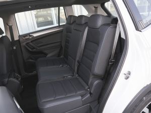 2021380TSI Խ R-Line 7 