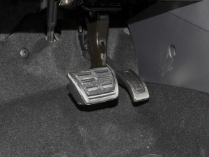 2021380TSI Խ R-Line 7 п؅^