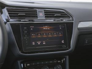 2021380TSI Խ R-Line 7 п؅^(q)