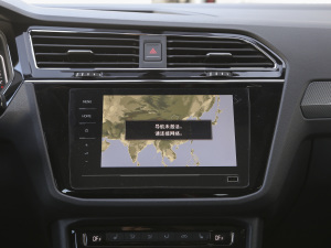 2021380TSI Խ R-Line 7 п؅^(q)