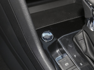 2021380TSI Խ R-Line 7 п؅^(q)