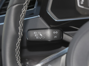 2021380TSI (q)Խ R-Line 7 п؅^(q)