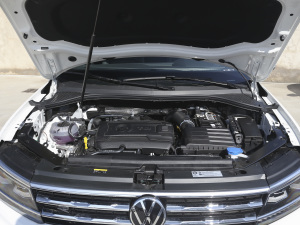 2021款380TSI 四驱越享版 R-Line 7座 发动机