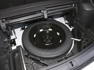 2021款380TSI 四驱越享版 R-Line 7座 备胎