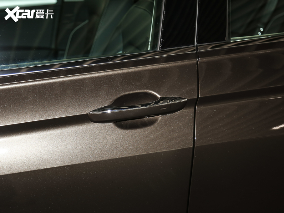 2021;^LԴ 430 PHEV Ş