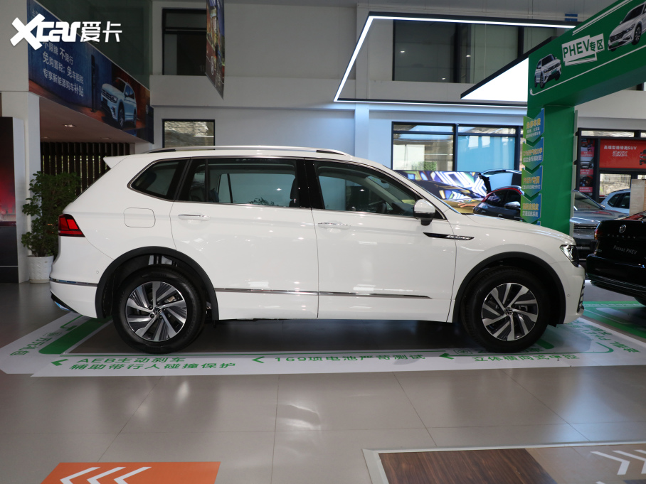 2021;^LԴ 430 PHEV F