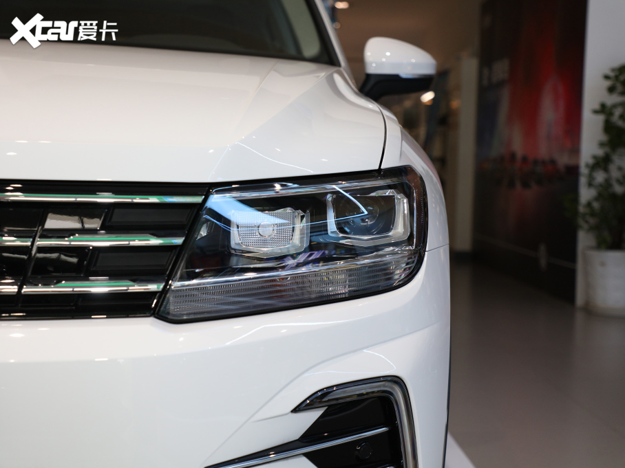 2021;^LԴ 430 PHEV F