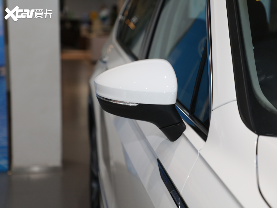 2021;^LԴ 430 PHEV F