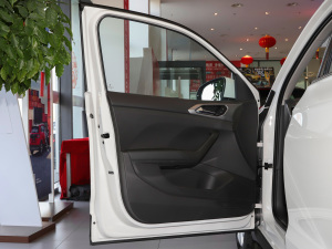 2021280TSI DSGm {λ܇T