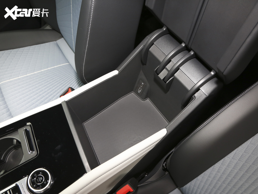 2021��;�� 380TSI ���A��