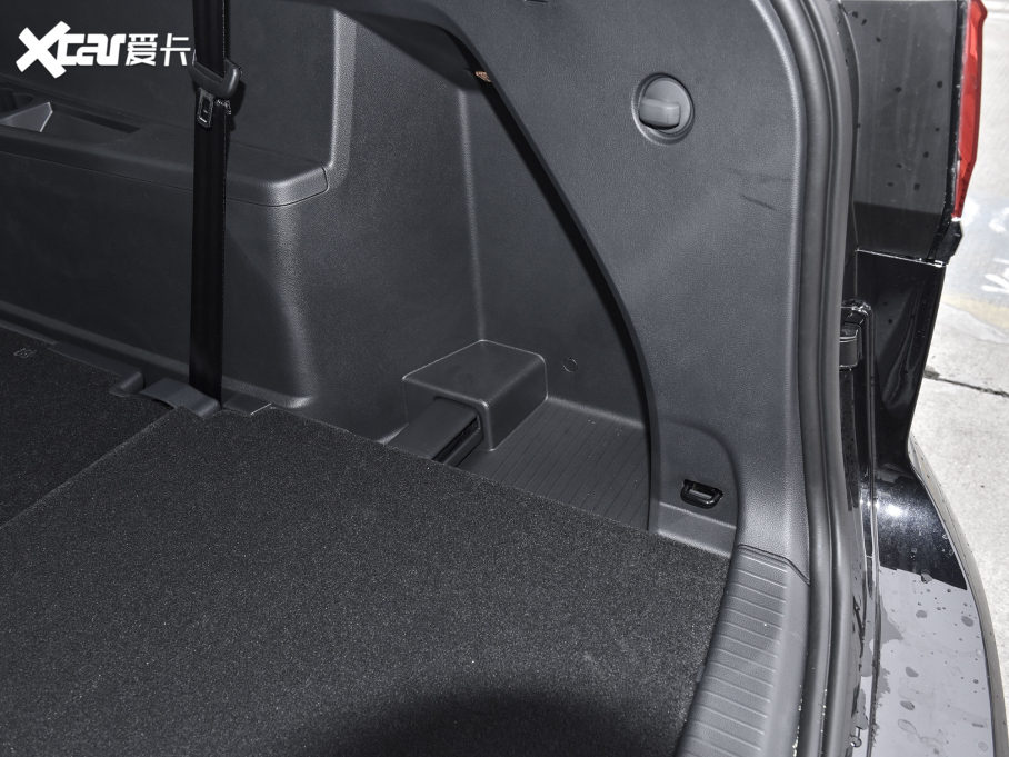 2021��;�� 530 V6 �����A��