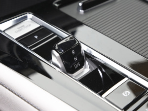 2021款380TSI 豪华版 换挡杆