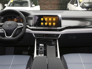2021款380TSI 豪华版 中控台