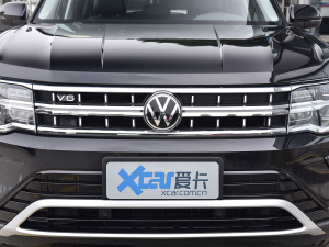 2021款530 V6 尊崇豪华版 中网
