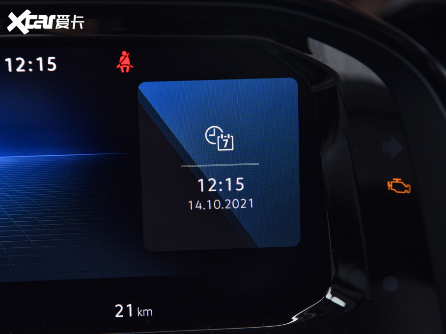 2021��;��X 530 V6 �����A��