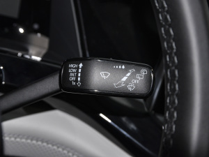 2021款380TSI 尊崇豪华版 中控区
