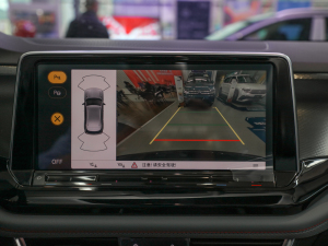 2021款330TSI 豪华版 中控台显示屏