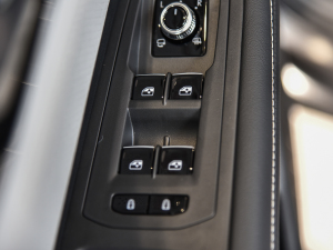 2021380TSI Oҹ޶ п؅^