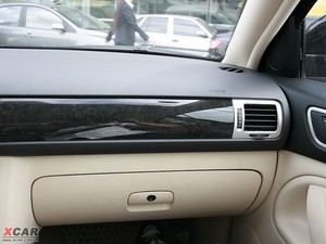2009款2.0L 手动尊享版 空间座椅