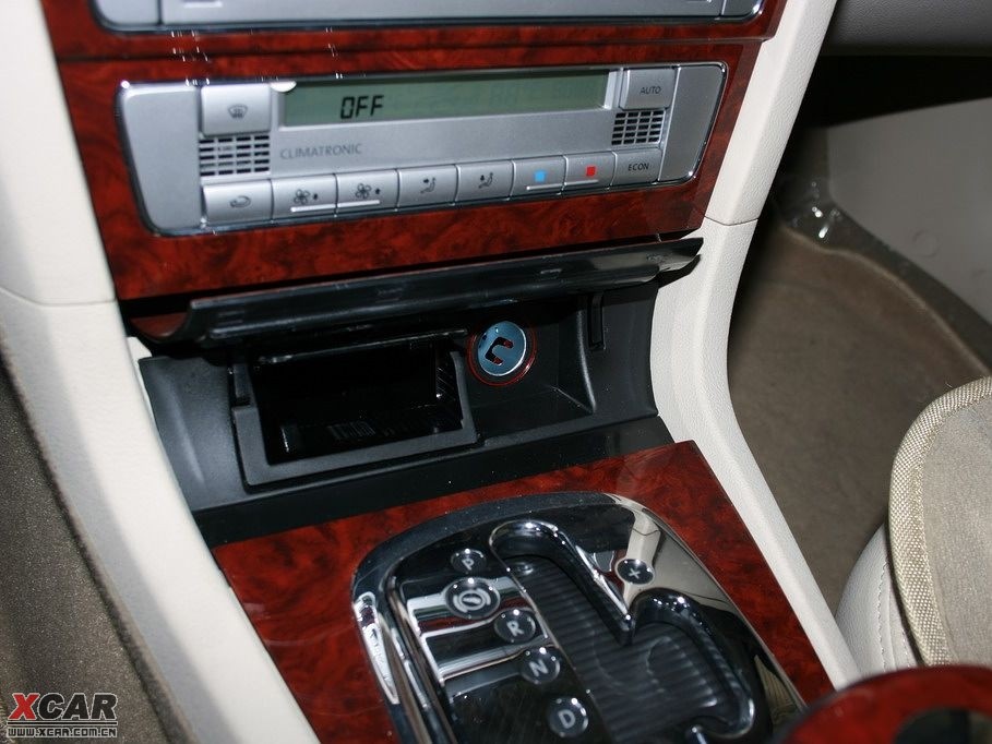 2009�����_���I�S 2.8L �Ԅ������