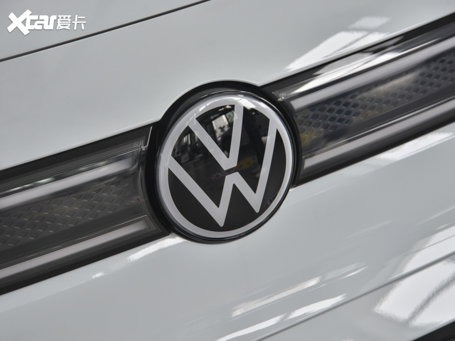 2021I(lng)D.6 X Pro OLm(x)