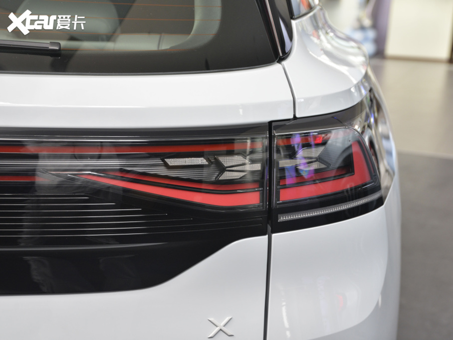 2021I(lng)D.6 X Pro OLm(x)