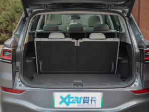 2021款Pro 极智长续航版 行李厢空间