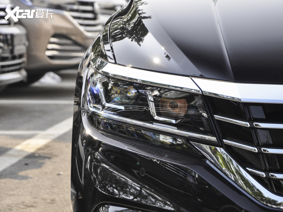 2021�����_�� 330TSI ��Ӣ��