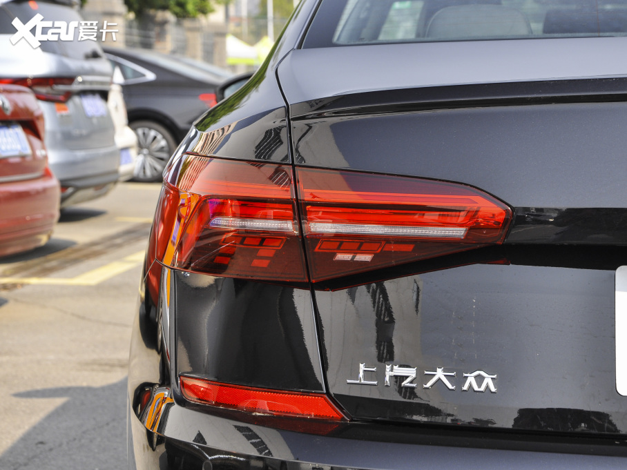 2021�����_�� 330TSI ��Ӣ��