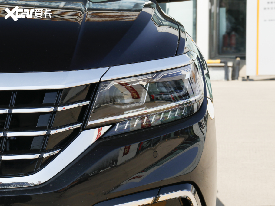 2021�����_�� 380TSI ���A��