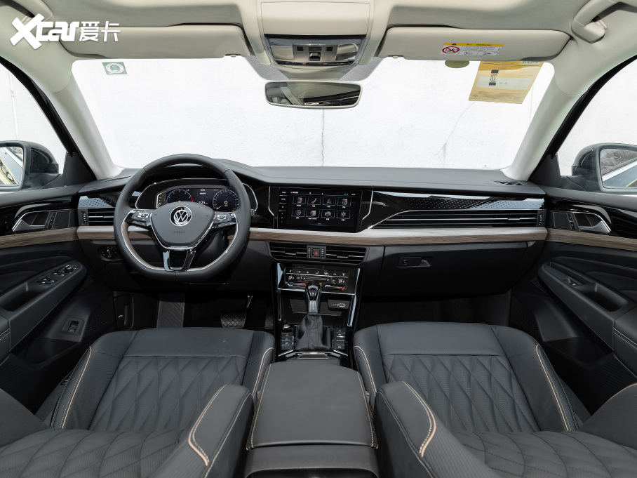 2021�����_�� 380TSI ���F��