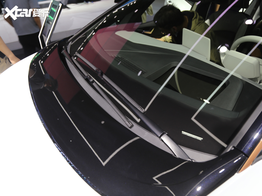 2021���ID.3 Pro �O�ǰ�