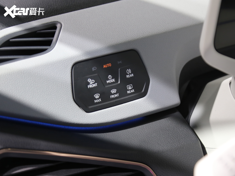 2021���ID.3 Pro �O�ǰ�