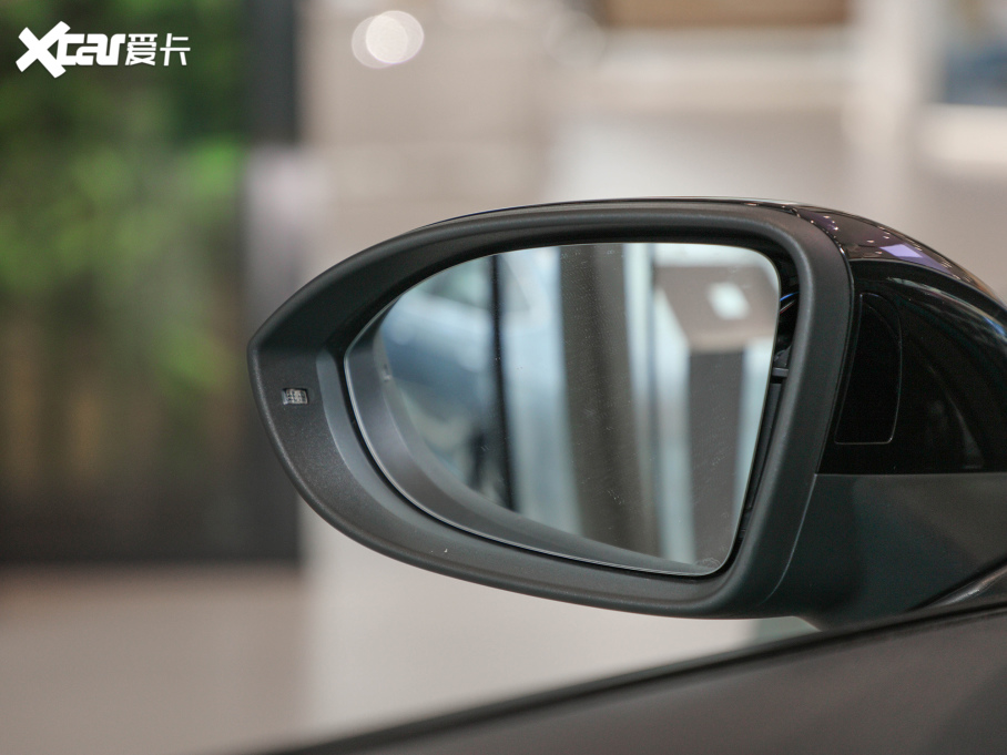 2021���ID.3 Pro �O�ǰ�