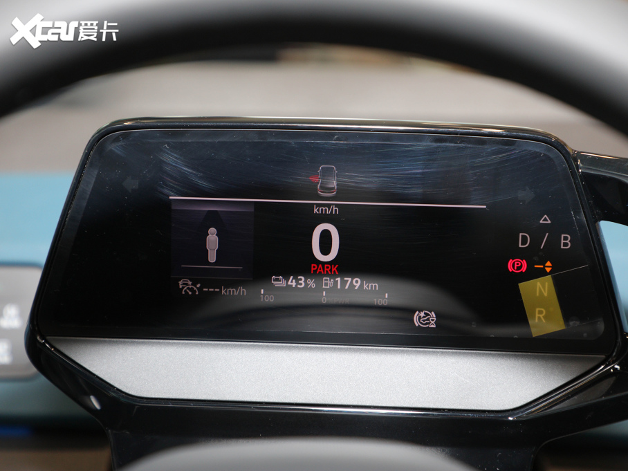 2021���ID.3 Pro �O�ǰ�