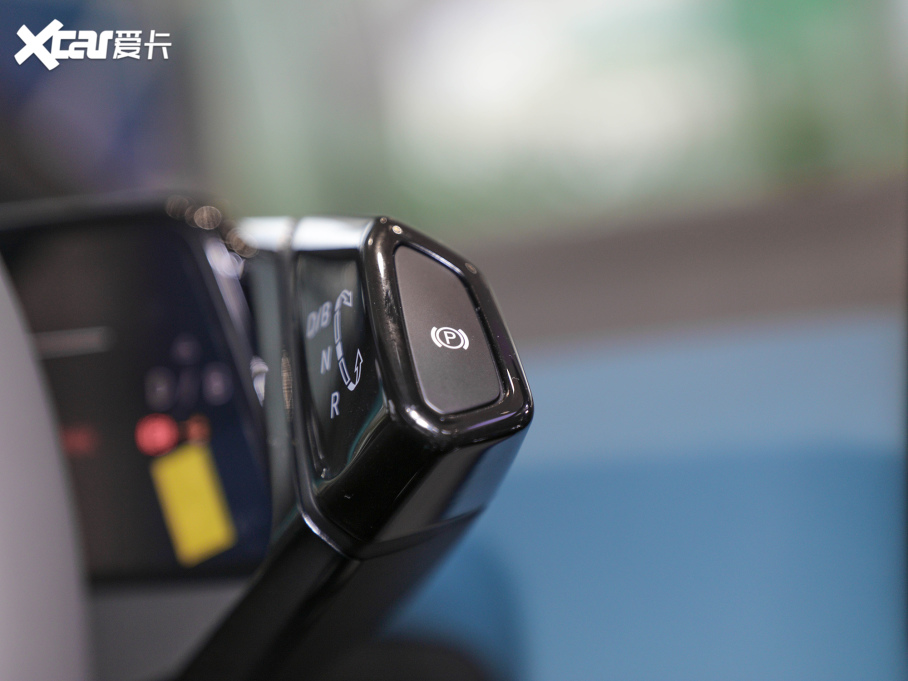 2021���ID.3 Pro �O�ǰ�