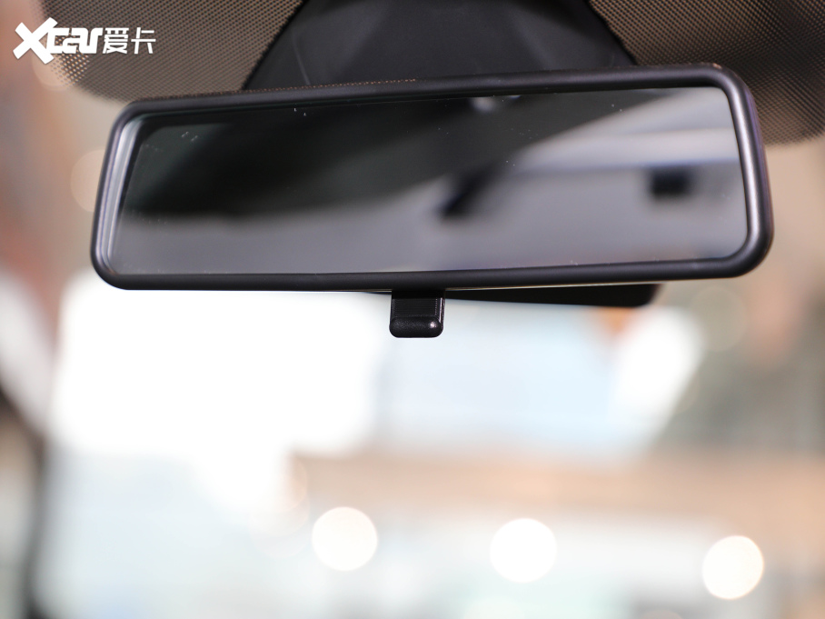 2021���ID.3 Pro �O�ǰ�