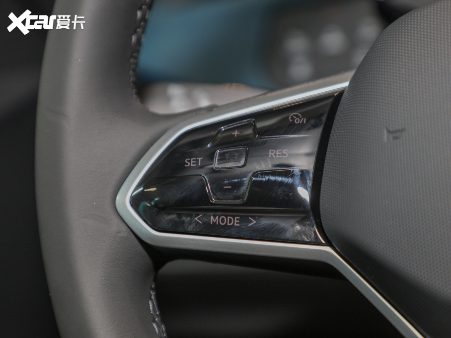 2021���ID.3 Pro �O�ǰ�