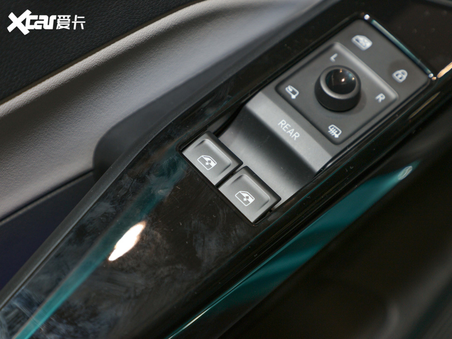 2021���ID.3 Pro �O�ǰ�