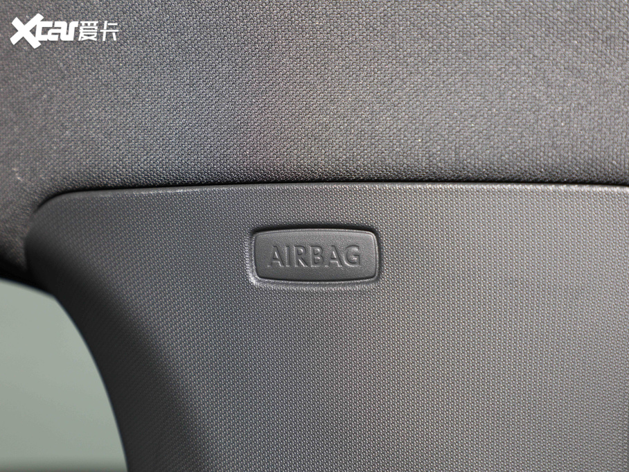 2021���ID.3 Pro �O�ǰ�