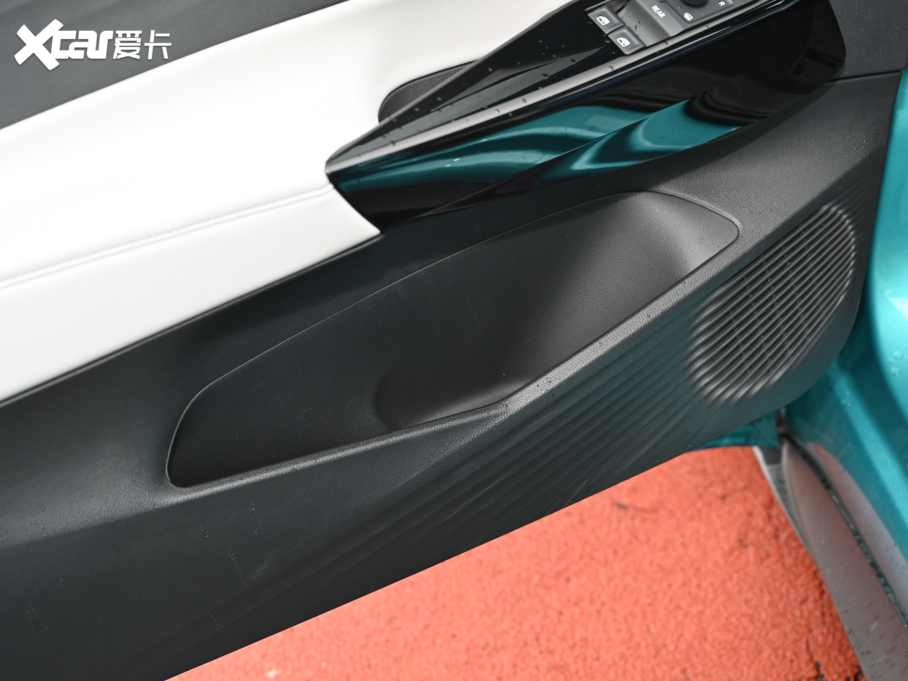 2021���ID.3 Pro �O�ǰ�