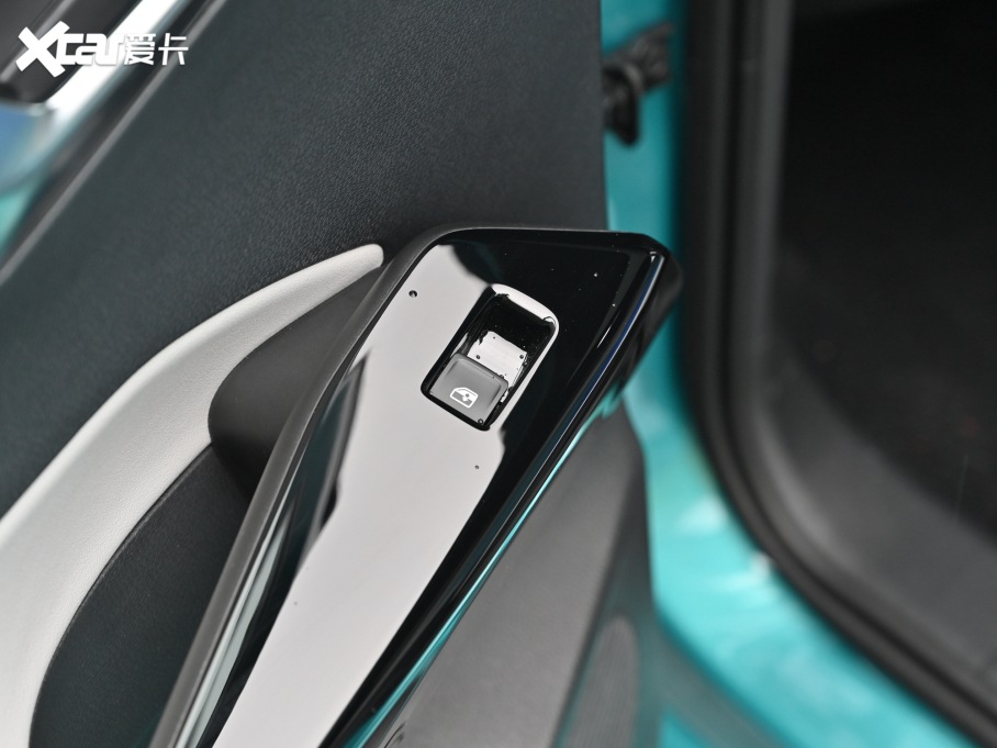 2021���ID.3 Pro �O�ǰ�