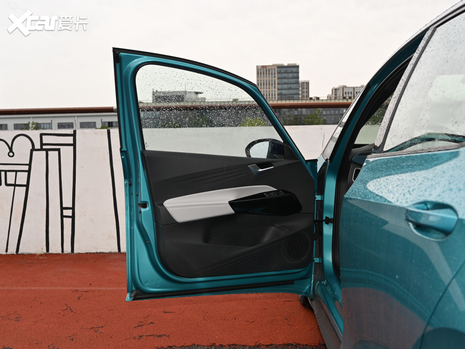 2021���ID.3 Pro �O�ǰ�