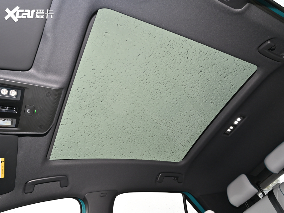 2021���ID.3 Pro �O�ǰ�