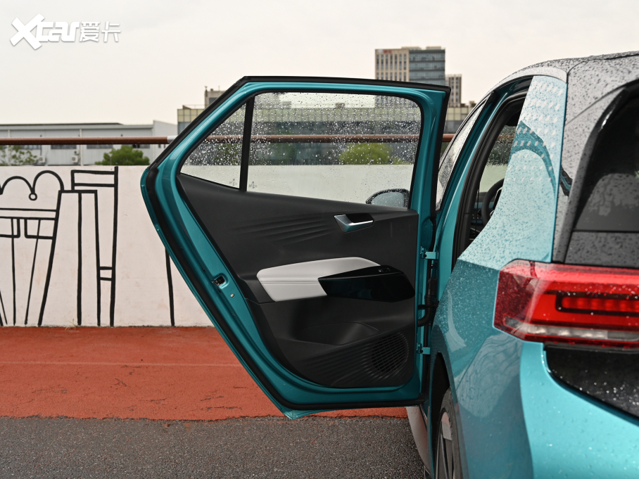 2021���ID.3 Pro �O�ǰ�