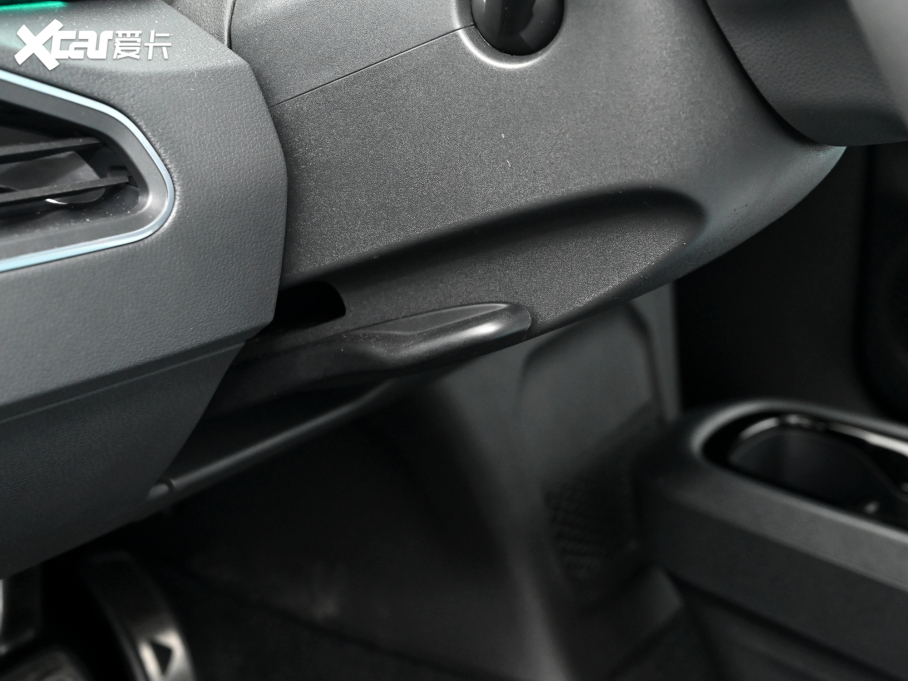 2021���ID.3 Pro �O�ǰ�