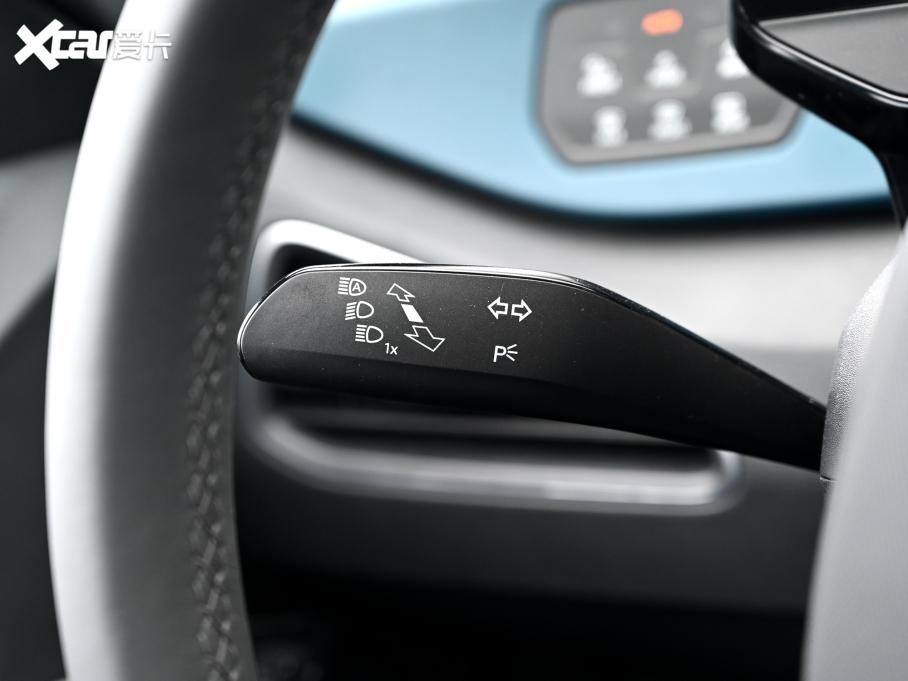 2021���ID.3 Pro �O�ǰ�