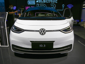 2021��Pro �O�ǰ� ��ǰ