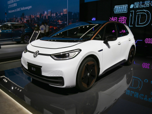 2021��Pro �O�ǰ� ��ǰ45��